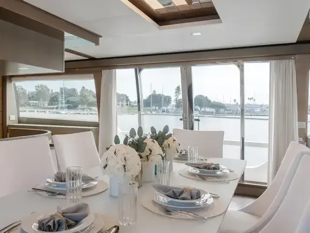 Ferretti Yachts 96