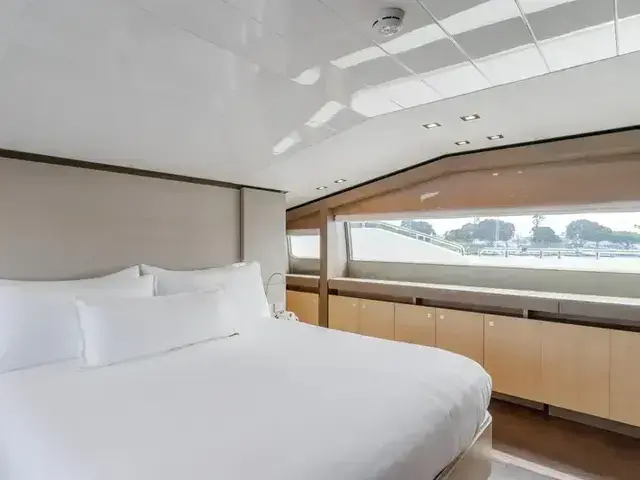 Ferretti Yachts 96