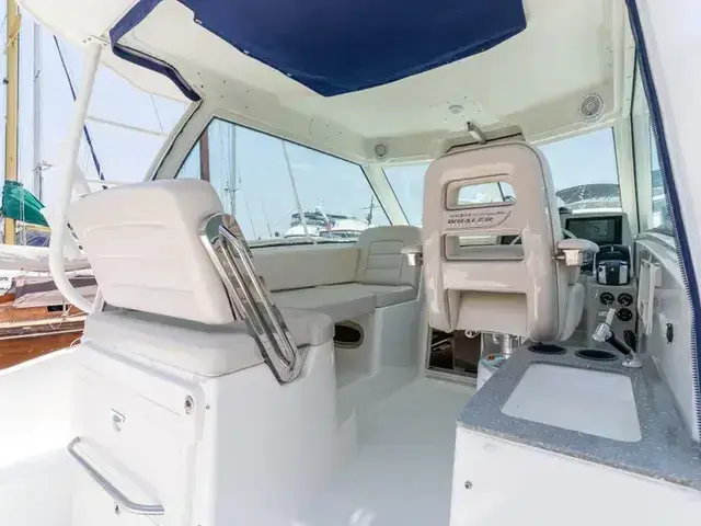 Boston Whaler 315 Conquest