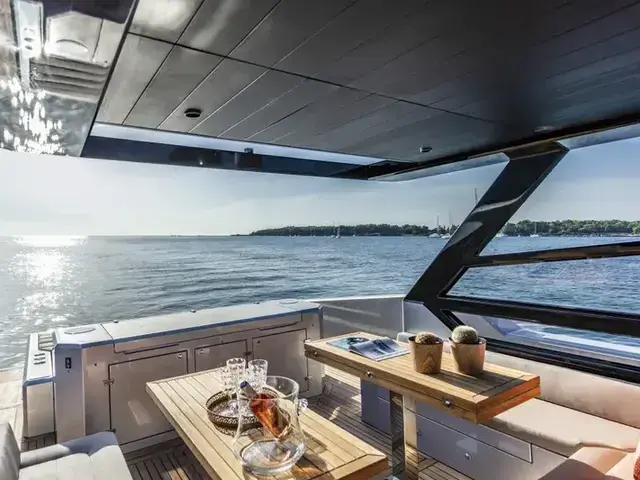 Mazu Yachts 52