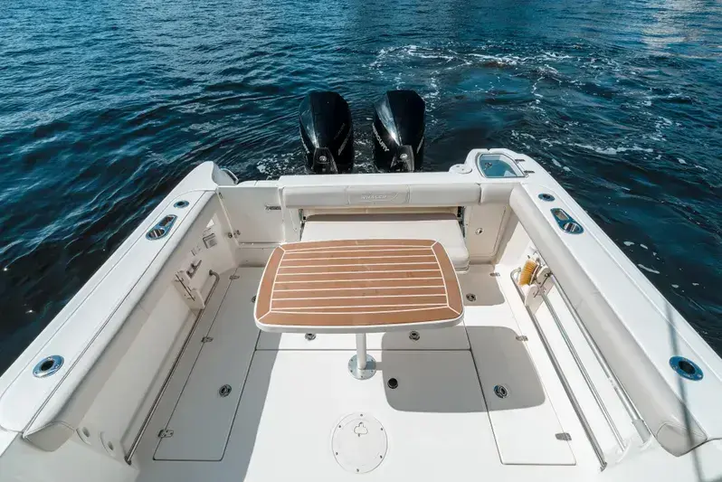 2022 Boston Whaler 285 conquest