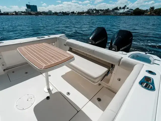 Boston Whaler 285 Conquest