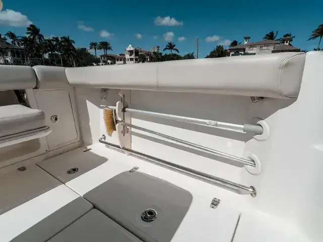 Boston Whaler 285 Conquest