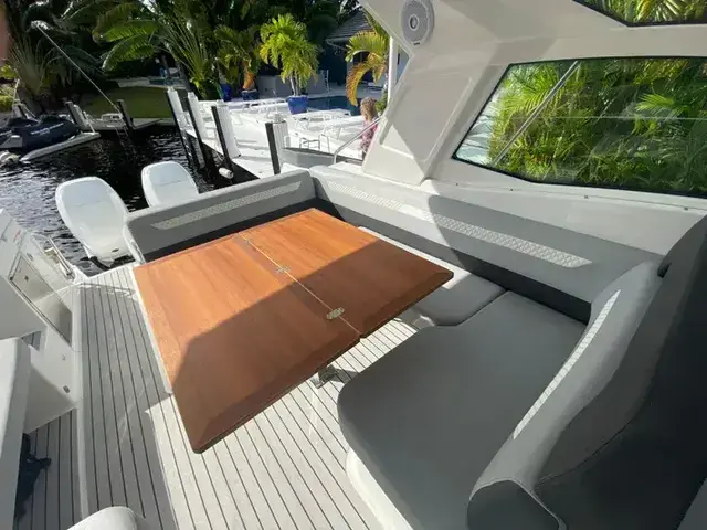 Beneteau 36