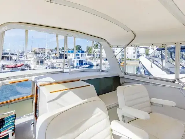 Uniflite 42 Aft Cabin