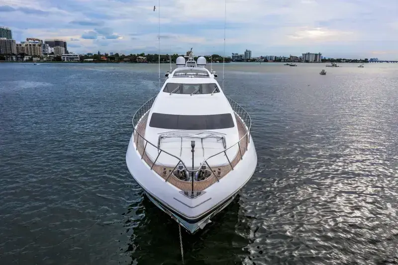 2007 Mangusta 105