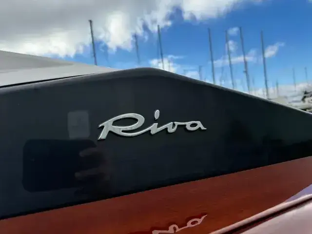 Riva 33