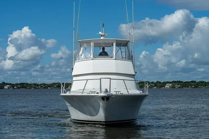 1998 Viking 47'