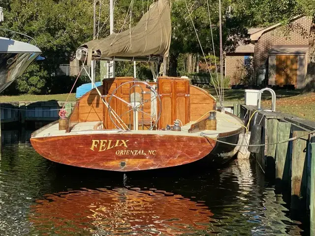 Custom 37ft Catboat Barnegat Bay A-Cat Yacht Adaptation