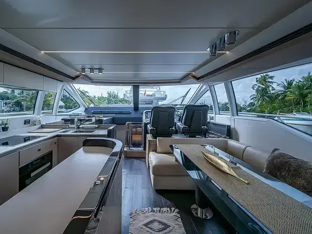 Azimut 66