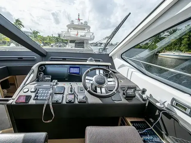 Azimut 66