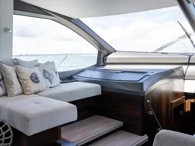 Sunseeker 68