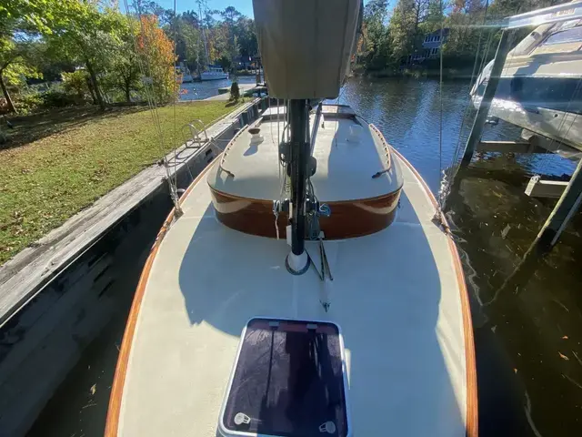 Custom 37ft Catboat Barnegat Bay A-Cat Yacht Adaptation