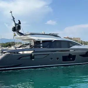 2023 Azimut S8