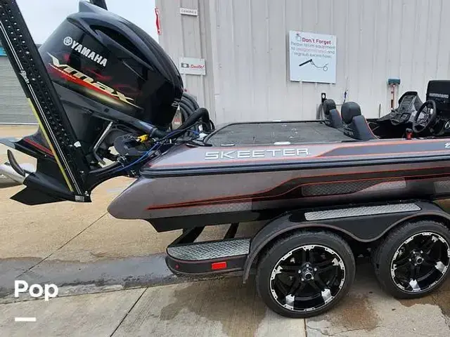 Skeeter ZX250