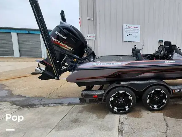 Skeeter ZX250