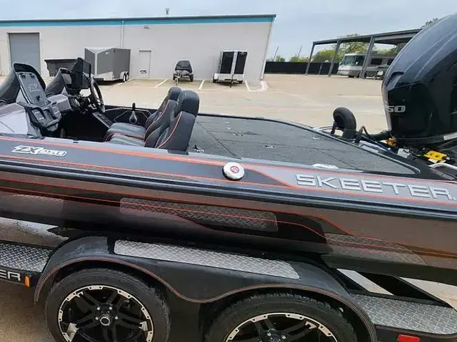 Skeeter ZX250