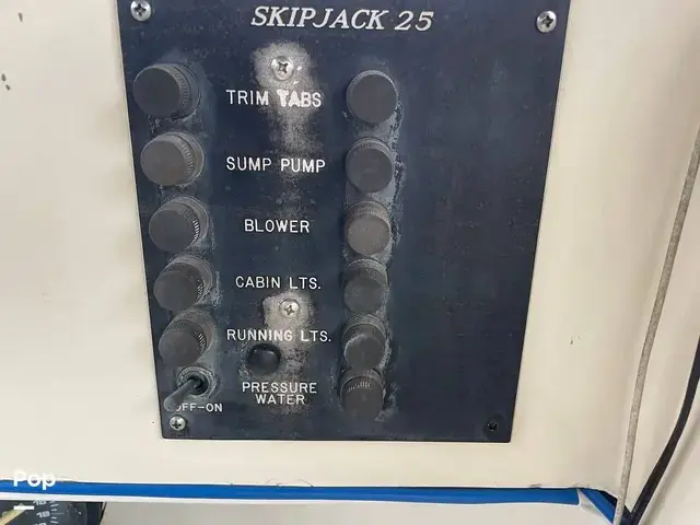 Skipjack 25 Flybridge