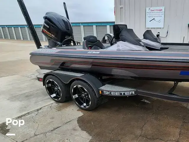 Skeeter ZX250