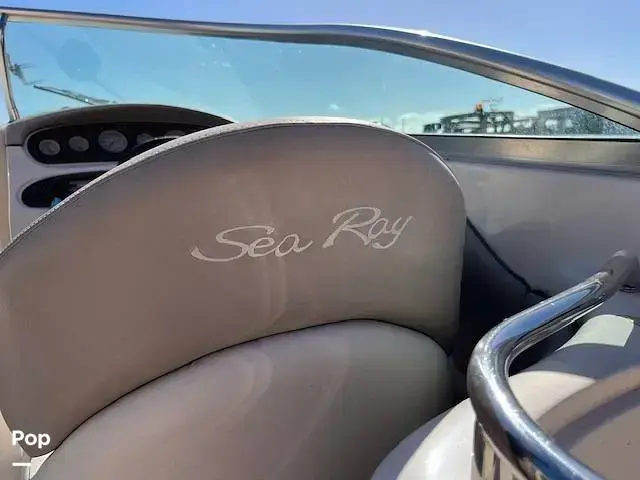 Sea Ray 240 Sundeck