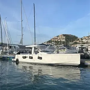 2020 Fjord 38 Open