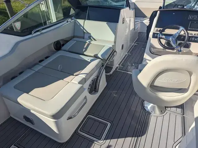 Boston Whaler 24 Vantage