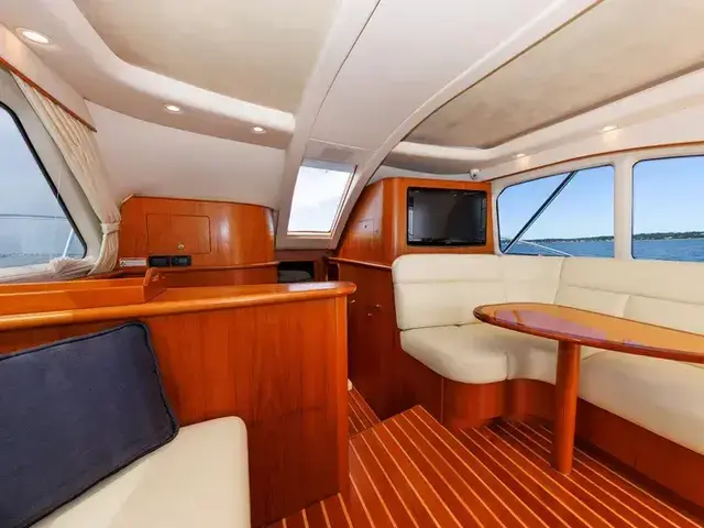 Tiara Yachts IV