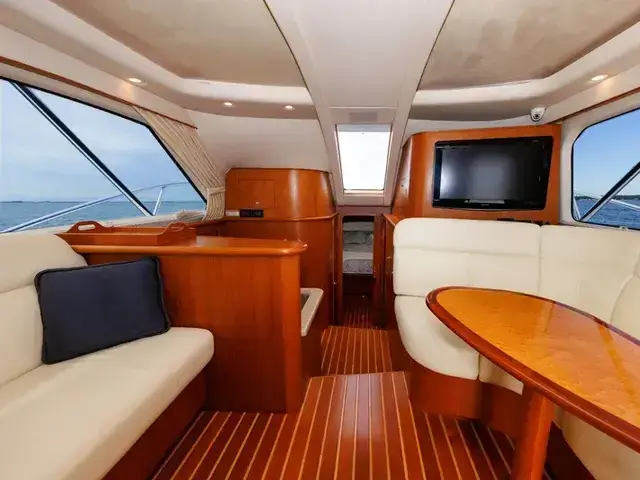 Tiara Yachts IV