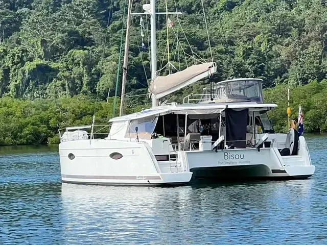 Fountaine Pajot Helia 44