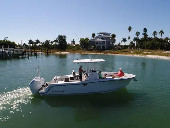 2021 Blackfin 25 cc