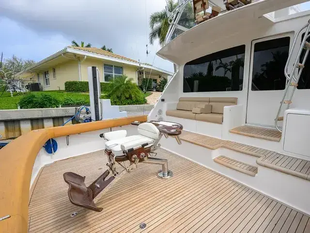 Viking Yachts 61 Convertible