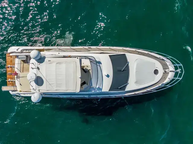 Azimut 53