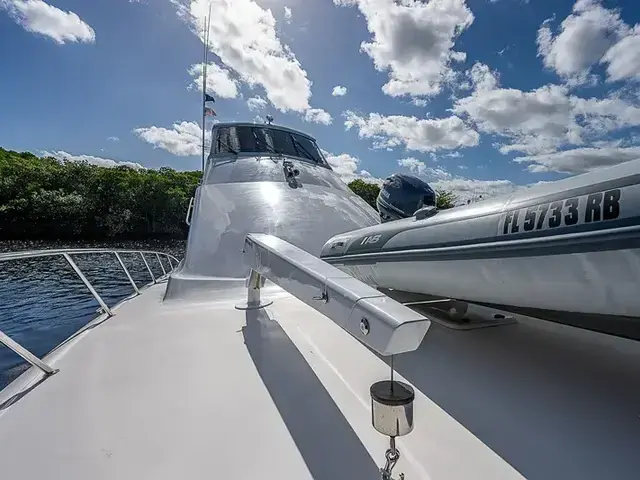 Ocean Yachts 65