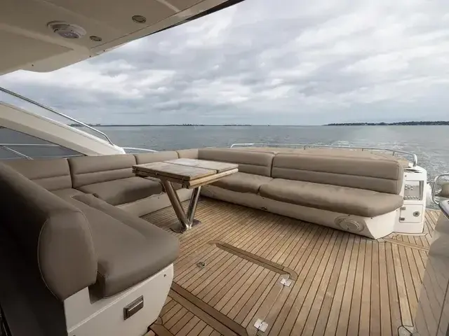 Sunseeker Manhattan 68