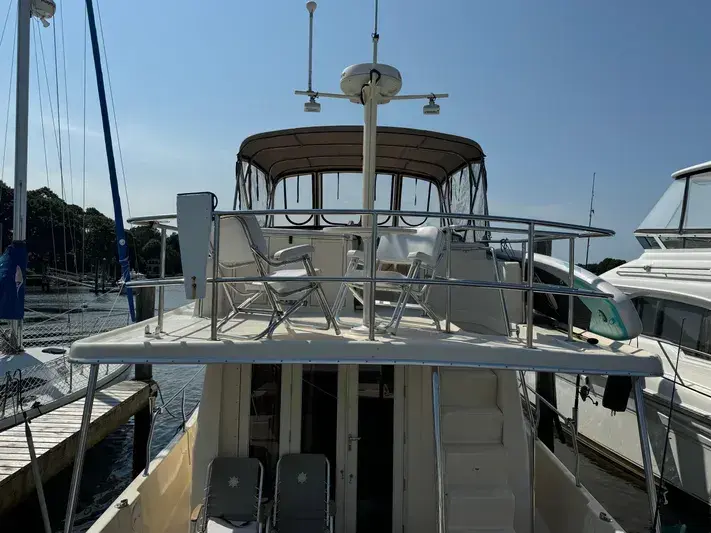 2005 Mainship 400 trawler