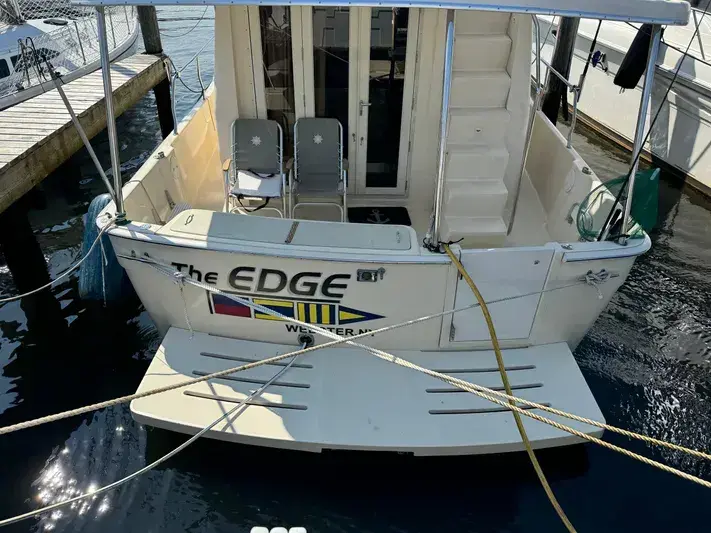 2005 Mainship 400 trawler