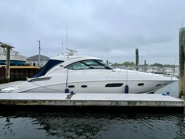 Sea Ray 47