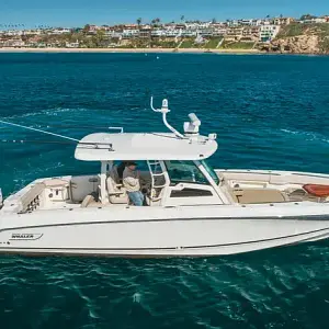 2018 Boston Whaler 38 Outrage