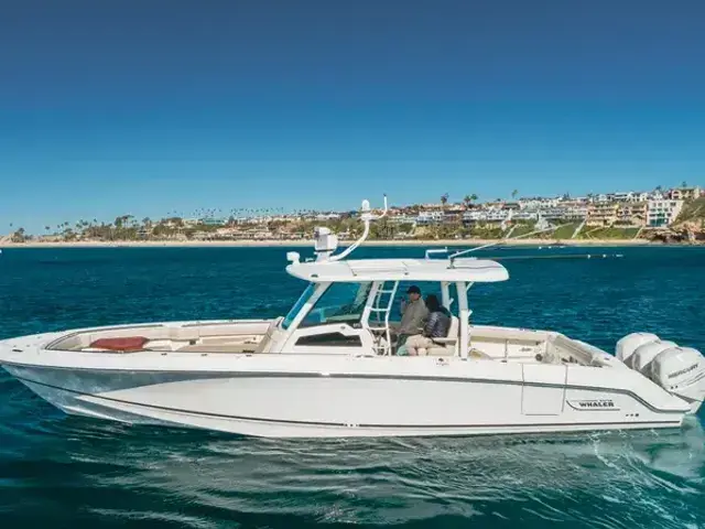 Boston Whaler 38 Outrage