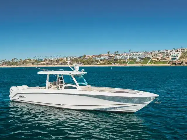 Boston Whaler 38 Outrage