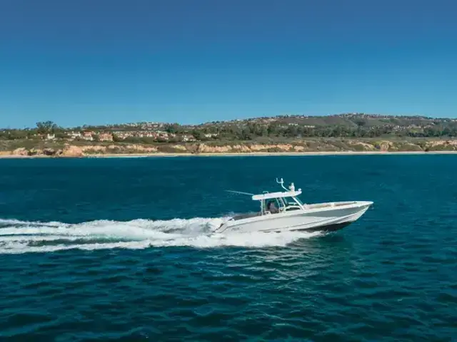 Boston Whaler 38 Outrage