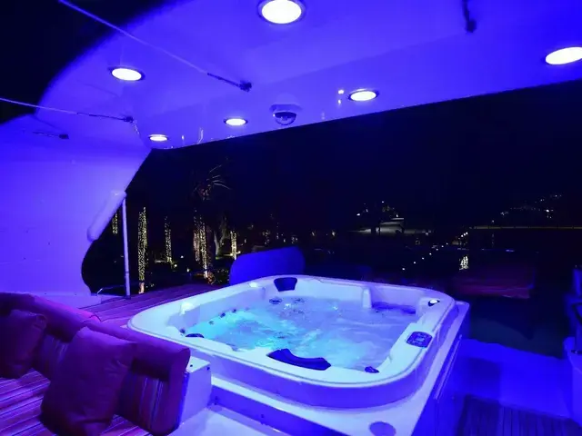 Sovereign 109 Motor Yacht