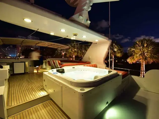 Sovereign 109 Motor Yacht