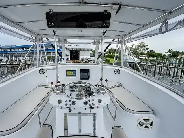 Hatteras 50