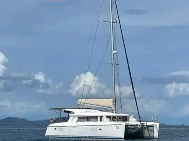 Lagoon 42