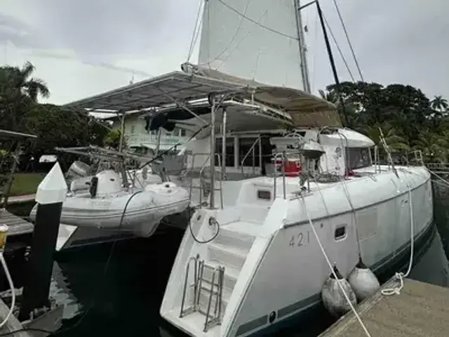 Lagoon 42