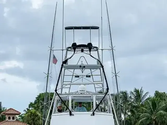 Hatteras 50