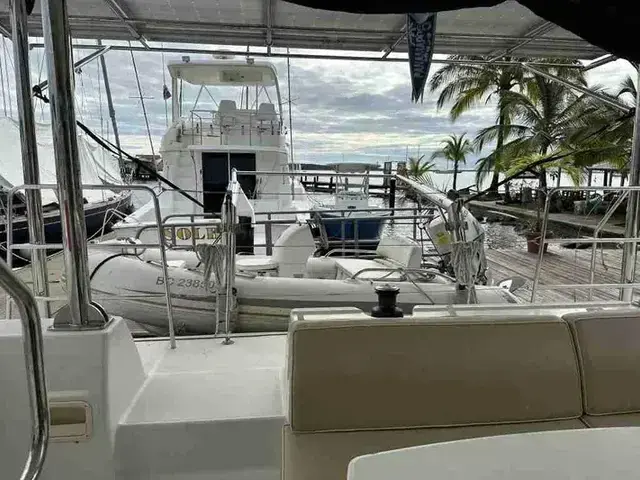 Lagoon 42