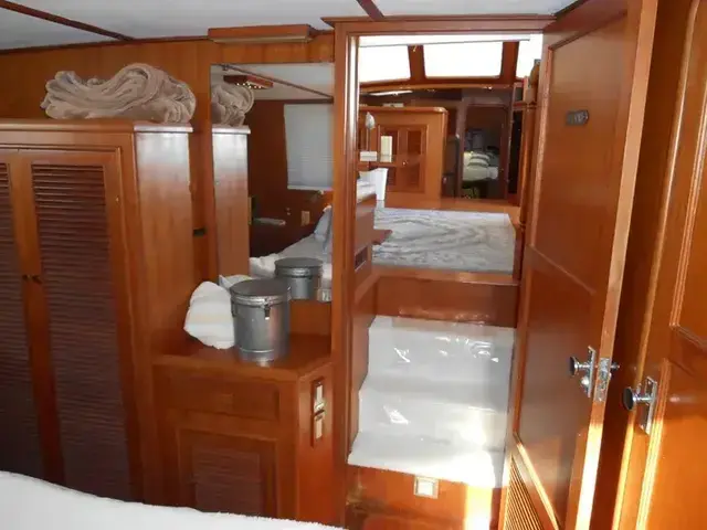 Offshore Yachts 48 Yachtfisher