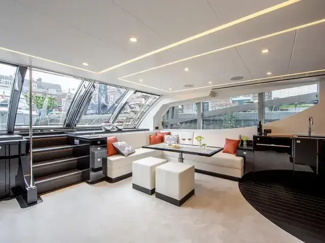 Van Der Valk 60'